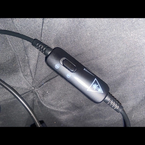 Turtle beach headset - Picture 2 of 5